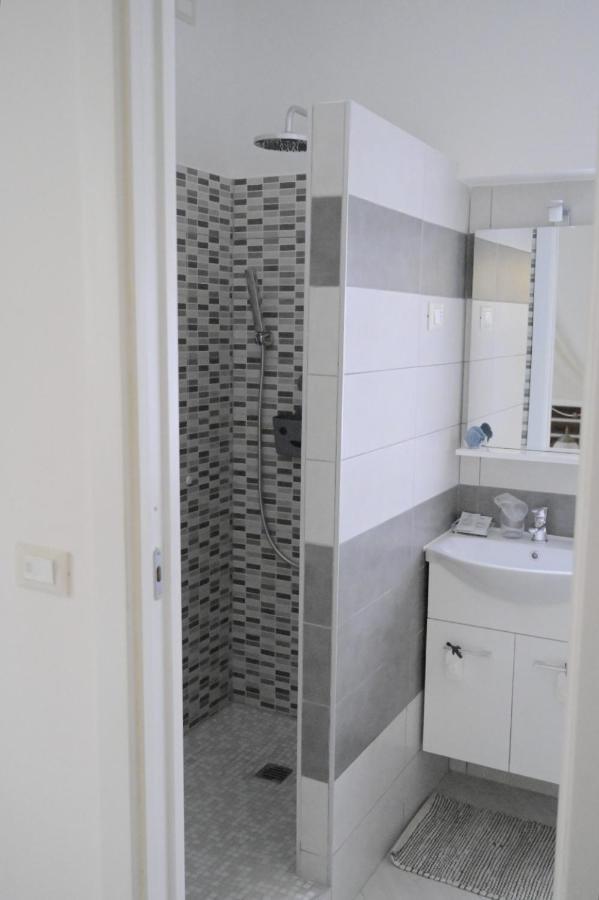 La Terra Di Mingo Bed & Breakfast Vado Ligure Eksteriør bilde
