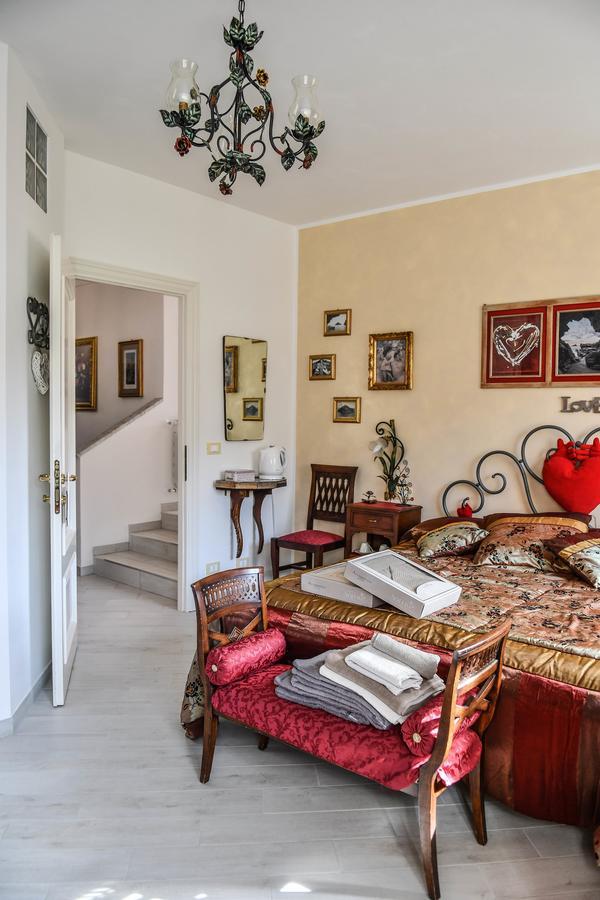 La Terra Di Mingo Bed & Breakfast Vado Ligure Eksteriør bilde