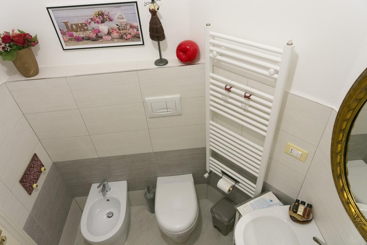 La Terra Di Mingo Bed & Breakfast Vado Ligure Eksteriør bilde