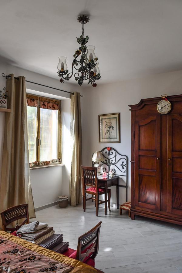 La Terra Di Mingo Bed & Breakfast Vado Ligure Eksteriør bilde